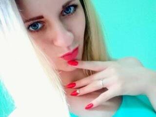 エロティックなビデオチャット __AnnA__