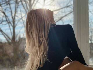 エロティックなビデオチャット AmberM