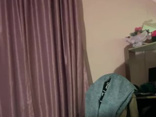 エロティックなビデオチャット Amelia-Elly