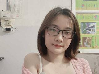 エロティックなビデオチャット AmeliaAber