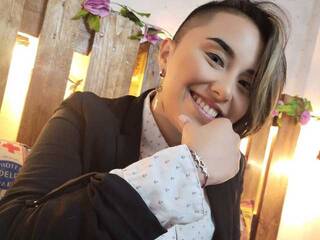 エロティックなビデオチャット Amysedarys25