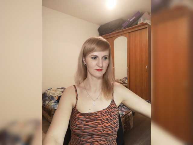 写真 Besenok05 Hello everyone, I'm Nastya. You please me, I please). Lovens from 2tkn, strongest vibration 110tkn. Spy 30, group 50, private 70, full 100