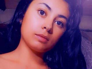 エロティックなビデオチャット AndreaSerna