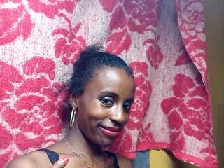 エロティックなビデオチャット Angelicah69