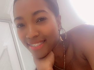 エロティックなビデオチャット Angelinnasexy