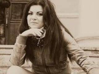 エロティックなビデオチャット angelo4ek18