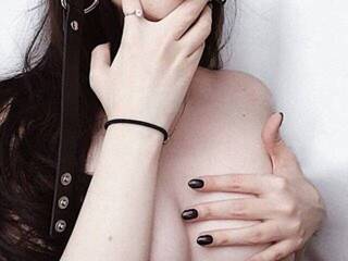 エロティックなビデオチャット Anna-ket