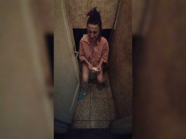 ブロードキャストスクリーンショット AnnaAndrey