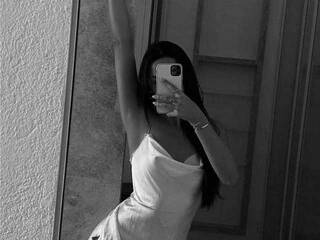 エロティックなビデオチャット AnnaJuicy