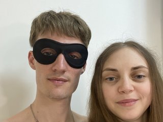 エロティックなビデオチャット AnnetMorozCouple