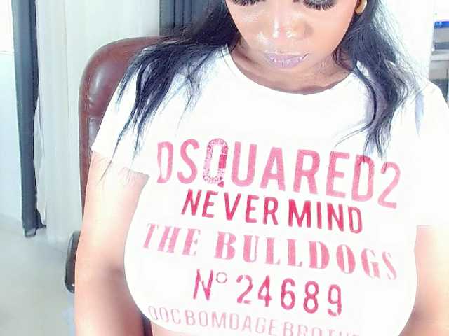 ブロードキャストスクリーンショット AnnieFoxx