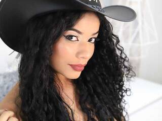 エロティックなビデオチャット Anthonela-Mil