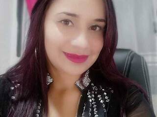 エロティックなビデオチャット anthonellabru