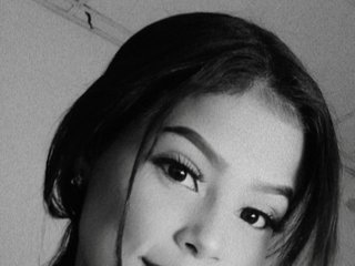 エロティックなビデオチャット AntonelaMulle