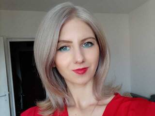 エロティックなビデオチャット AnuskaAny