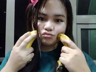 エロティックなビデオチャット Anya1523