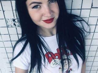 エロティックなビデオチャット anyaraspberry