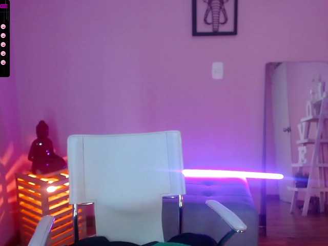 ブロードキャストスクリーンショット Apriljohnson