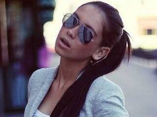 エロティックなビデオチャット ApriMoons