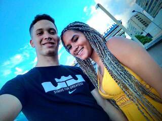 エロティックなビデオチャット ArthurandAlix