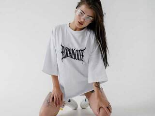 エロティックなビデオチャット ArtModelka