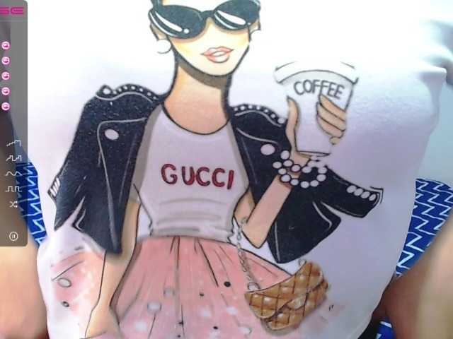 ブロードキャストスクリーンショット ASHHLEYROBERT