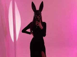 エロティックなビデオチャット AshkaDy
