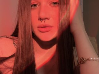 エロティックなビデオチャット KarinaGrey