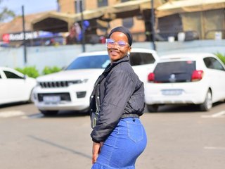 エロティックなビデオチャット AshleyT255