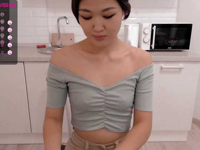 ブロードキャストスクリーンショット AsianMilly