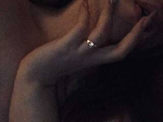 エロティックなビデオチャット Asis