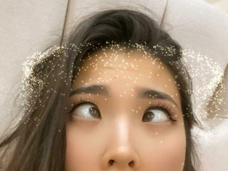 エロティックなビデオチャット assuri_yu