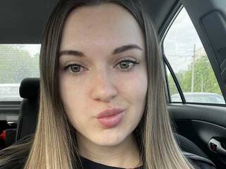 エロティックなビデオチャット Astiya