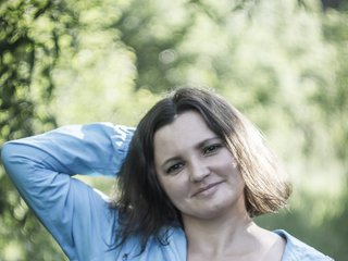 エロティックなビデオチャット ASYSENA