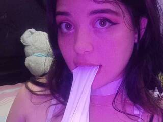 エロティックなビデオチャット aurisw