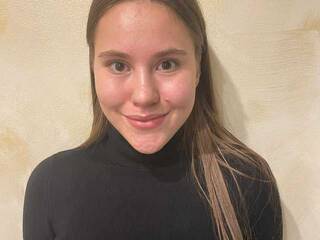 エロティックなビデオチャット AurorraMelody