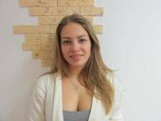 エロティックなビデオチャット averill