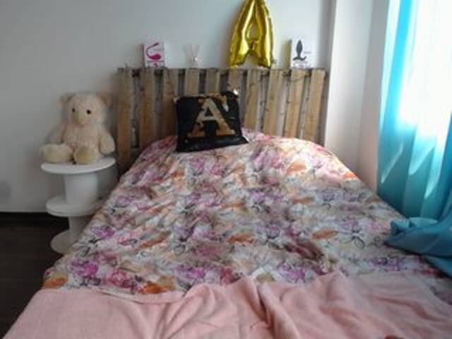 ブロードキャストスクリーンショット AvyRose