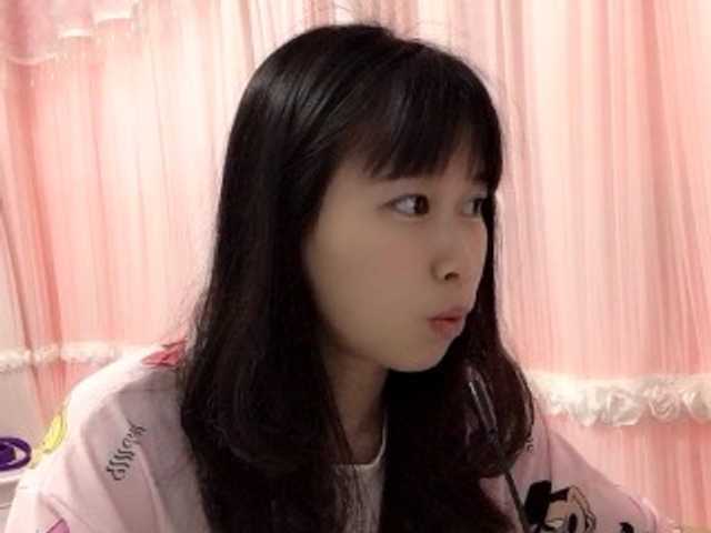 ブロードキャストスクリーンショット AyleeBloom