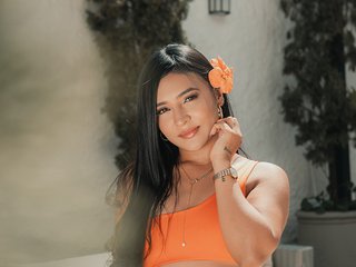 エロティックなビデオチャット AyshelBrown