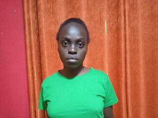 エロティックなビデオチャット Babenadia