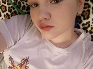 エロティックなビデオチャット Baby-Molly