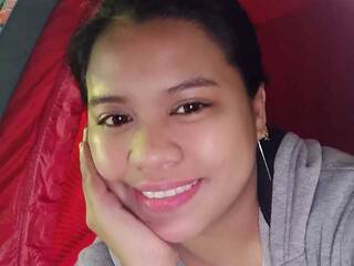 エロティックなビデオチャット BabyBrie