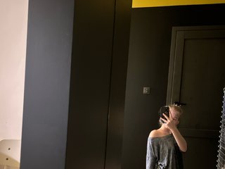 エロティックなビデオチャット BabyPixie