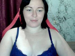 エロティックなビデオチャット Badgirlll7