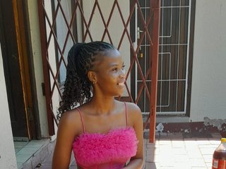 エロティックなビデオチャット BadGirlMonaa