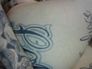 ブロードキャストスクリーンショット barbietattoo