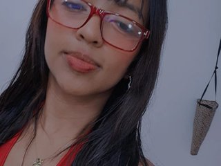 エロティックなビデオチャット Barelyhot11