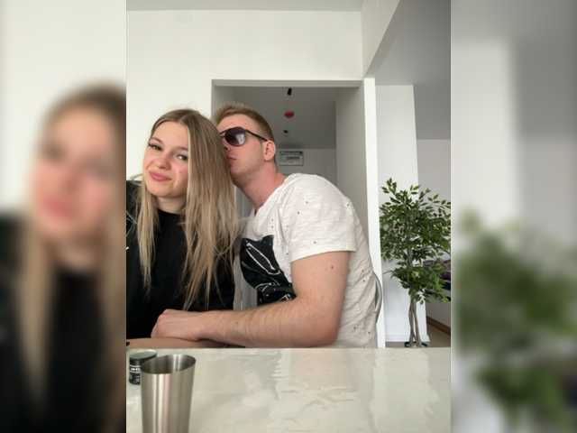 ブロードキャストスクリーンショット BC-SwedishFamily