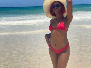 エロティックなビデオチャット BeautyDee